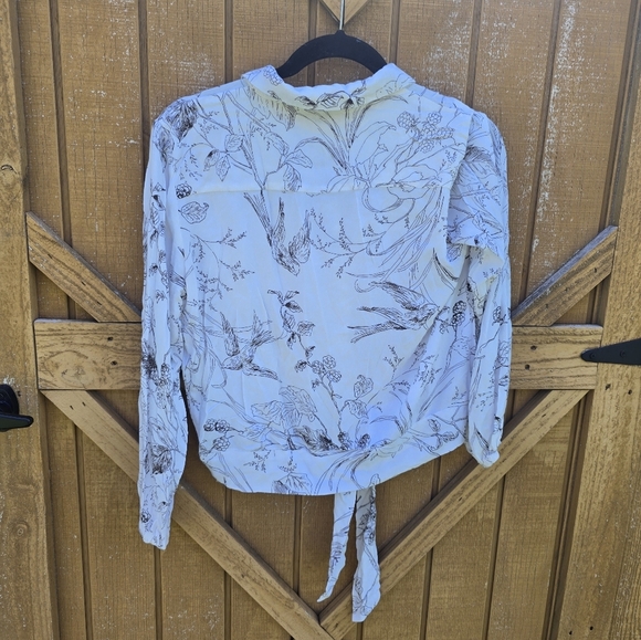 LC Lauren Conrad Blue 3/4 Sleeve Button Down Blouse - Picture 3 of 3